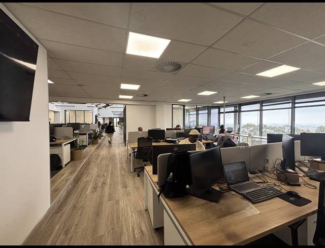 967M² OFFICE TO LET IN PLATTEKLOOF 1
